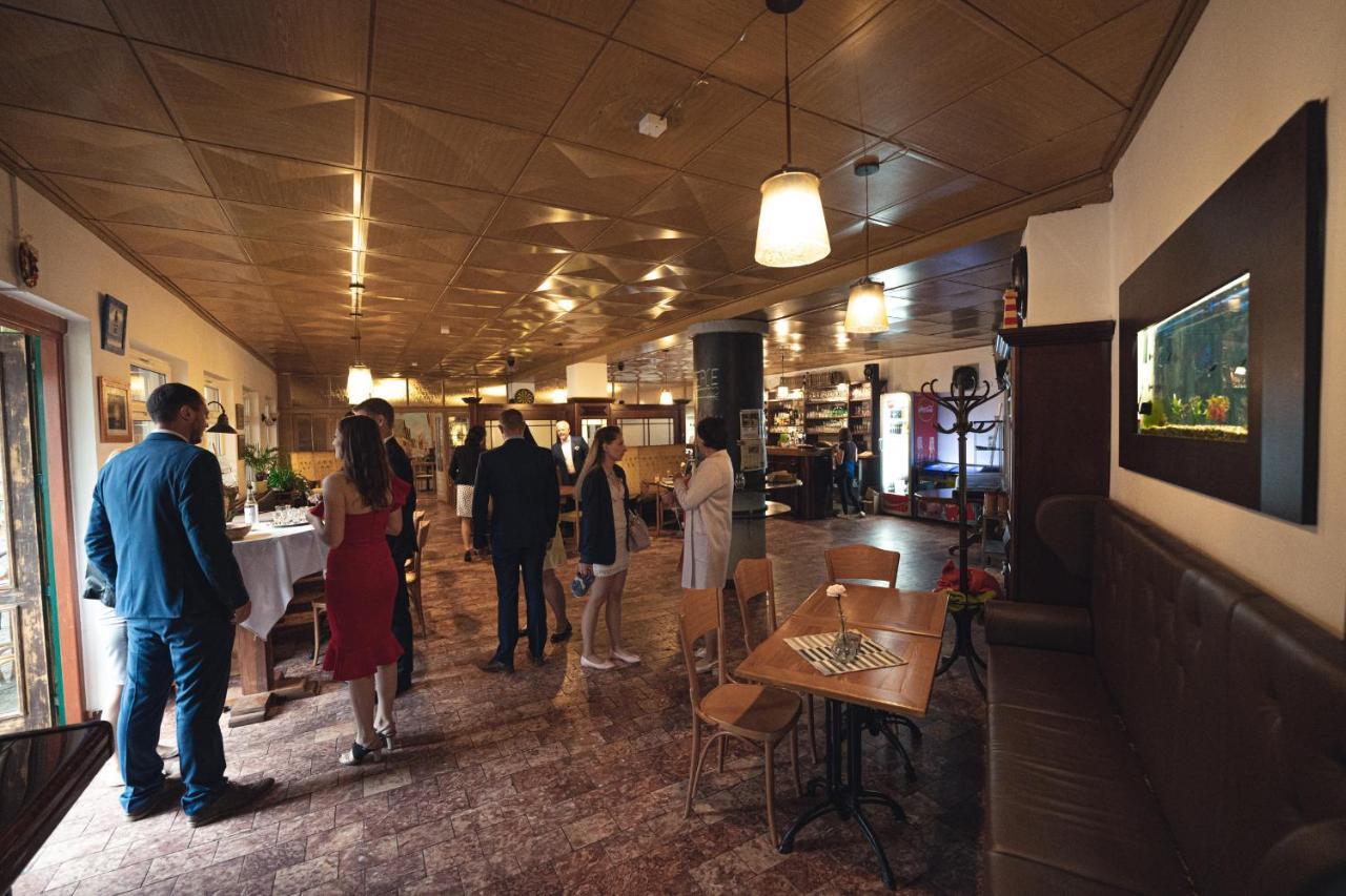 Hotel Racek Úštěk Eksteriør billede